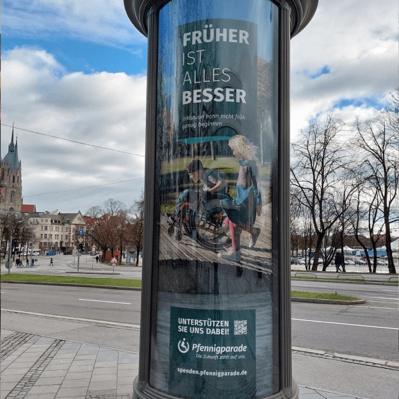 Kampagne Früher ist alles besser an Litfaßsäule.