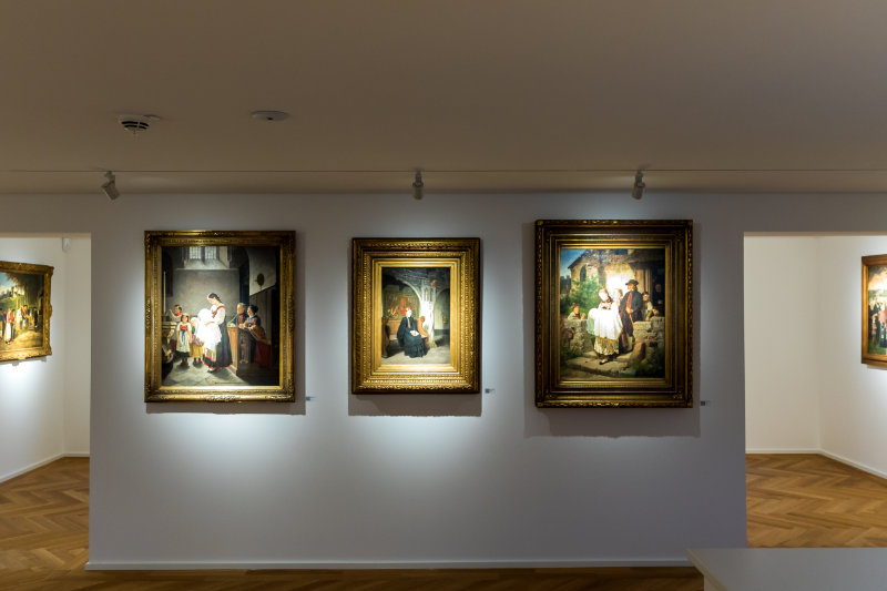 3 Bilder in einer Kunstausstellung